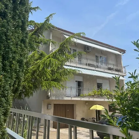 Lotus Holiday Apartment In Skrljevo Bakar Exterior photo